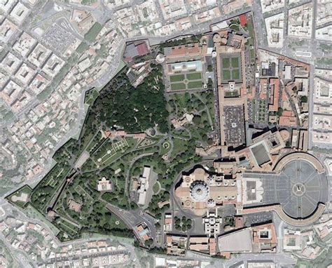how big is vatican city in km.